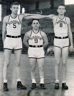Barney Passer Men's Basketball 