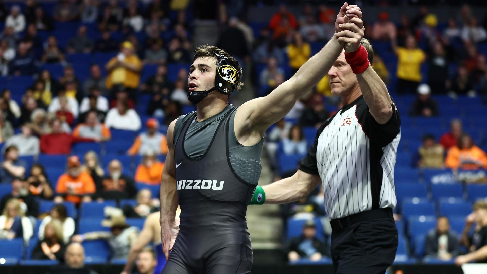 Wrestling Finishes Day One Of Big 12 Championship In Third Place KTGR